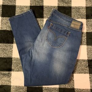 Levi’s 24 W Mid rise skinny jeans